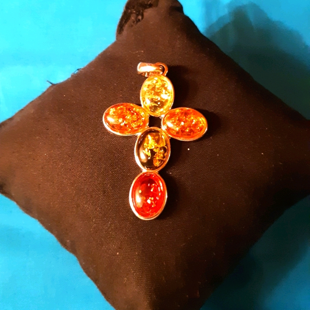 Amber Cross